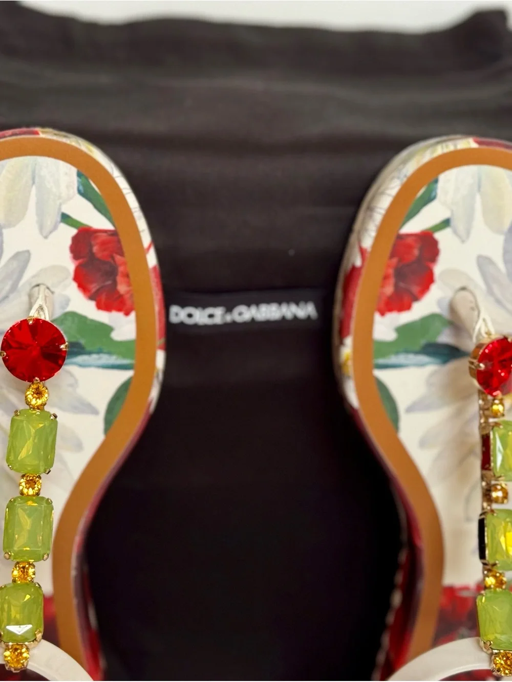 Dolce & Gabbana Poppy/Daisy T-Strap Platform Sandals w/Swarovski Crystals Size 9
